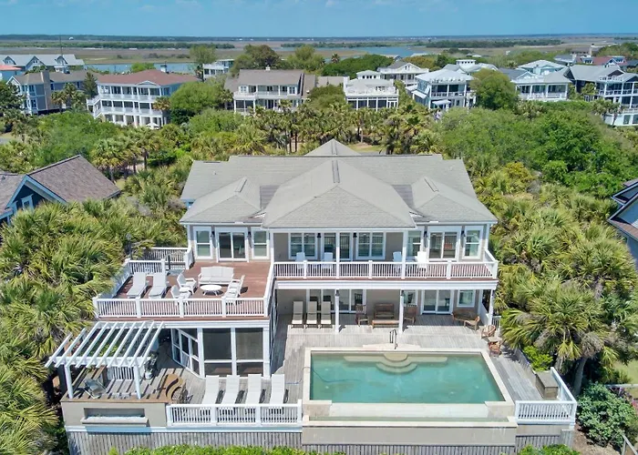 114 Ocean Blvd By Avantstay